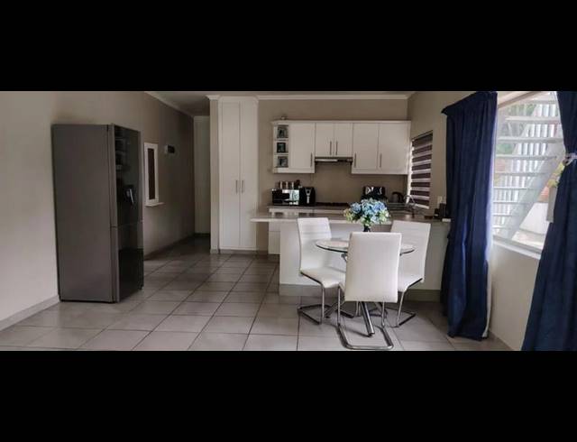 3 BEDROOM PROPERTY TO RENT IN BLUFF